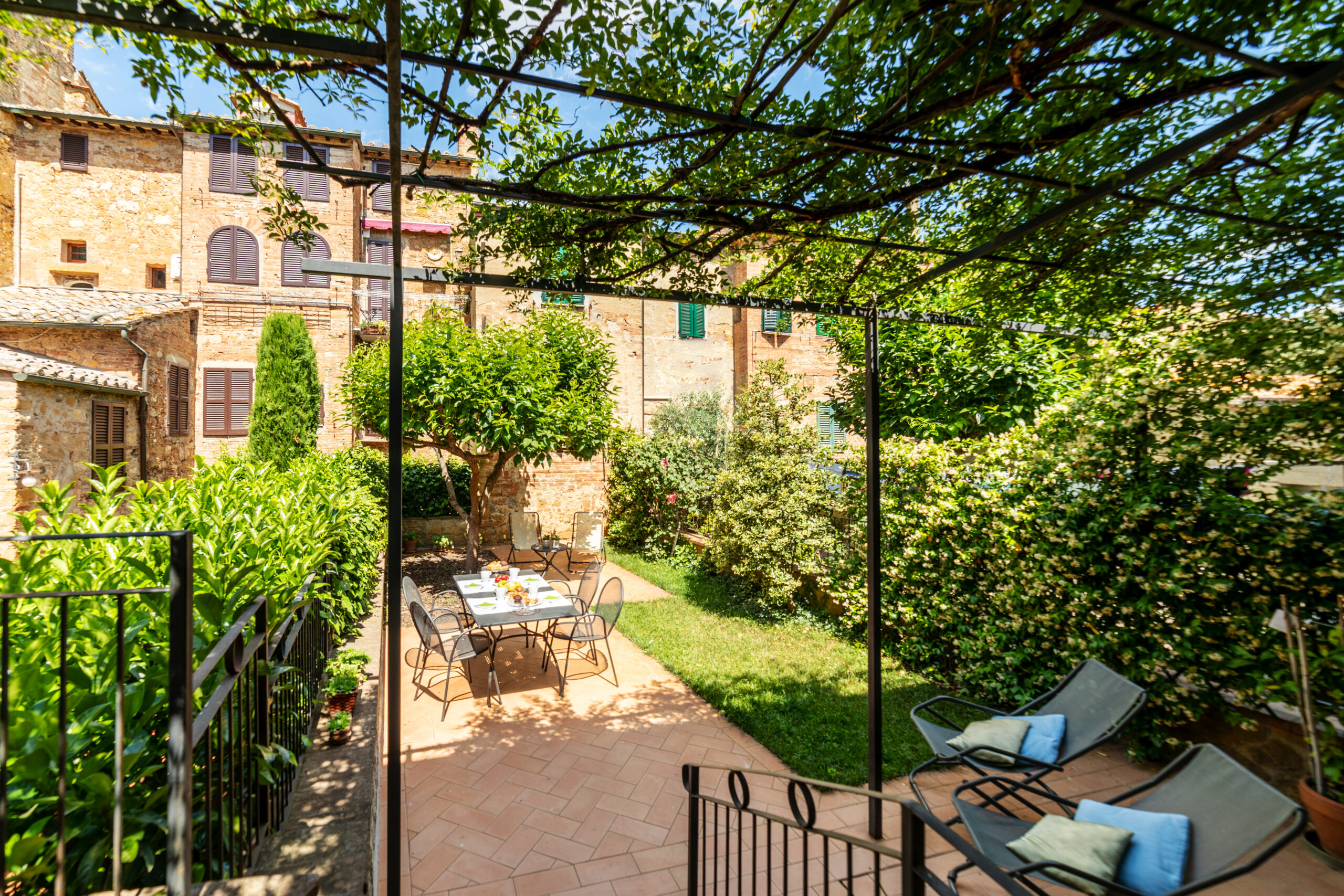 relax in giardino